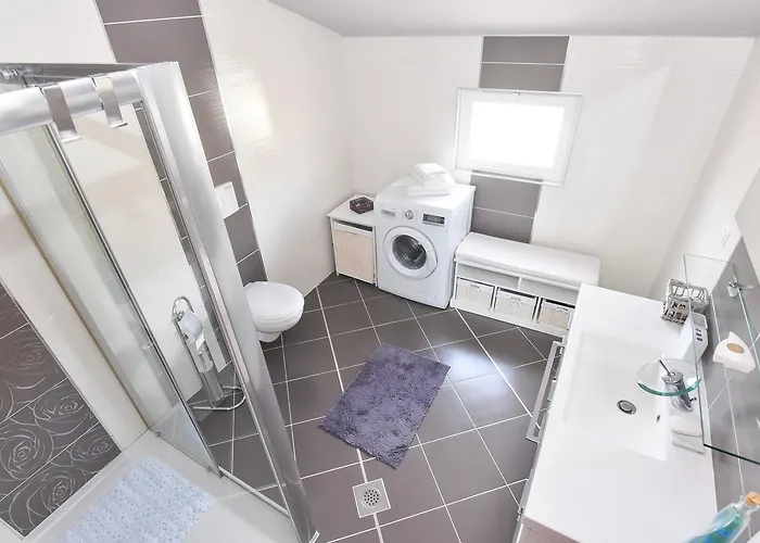 Apartman Larisa Gornji Karin