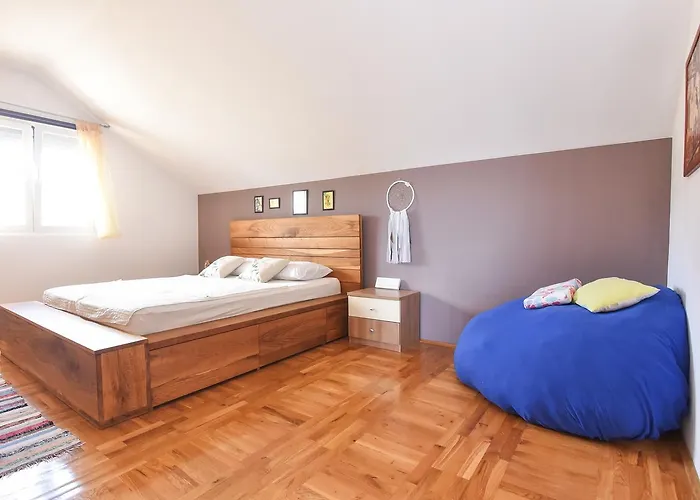 Apartman Larisa Gornji Karin